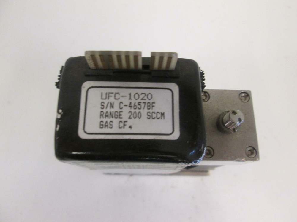Unit UFC-1020 Mass Flow Controller MFC, CF4, 200 SCCM