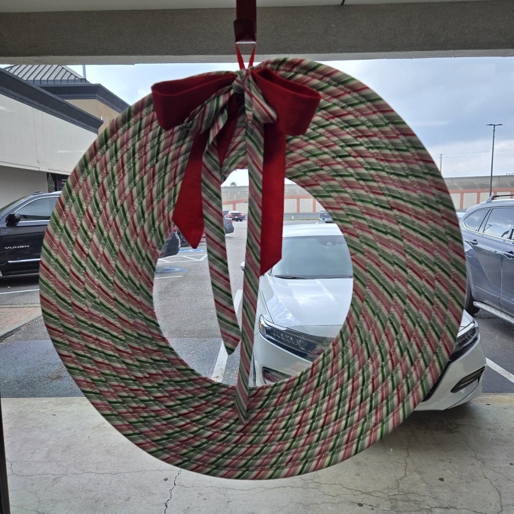 Hoilday Jellyroll Wreath