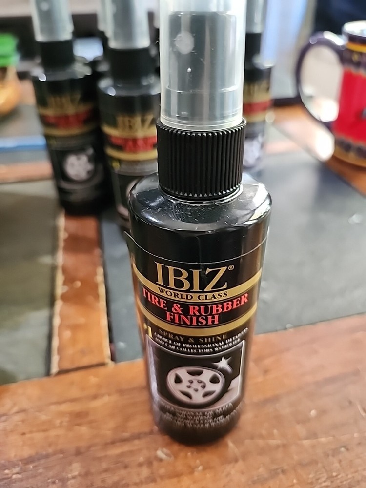 Ibiz World Class TIRE & RUBBER Finish 4 oz.