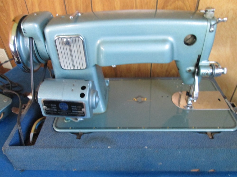 Vintage Brother Model HA3-B5 Widow-Matic Zig-Zag Sewing Machine