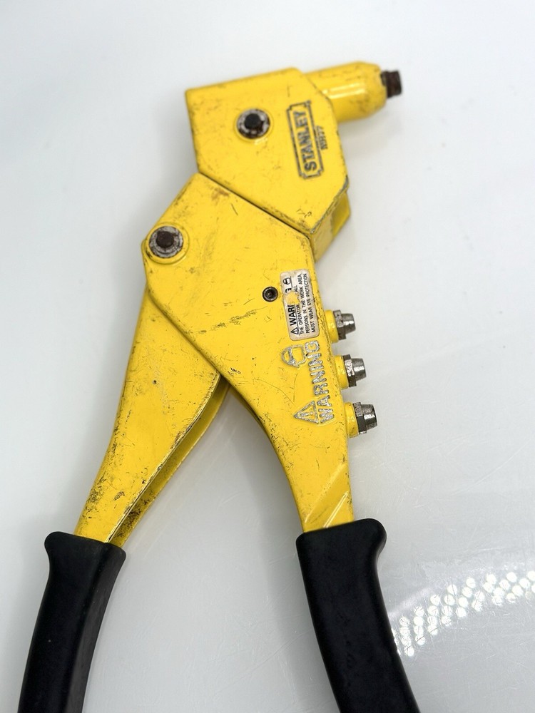 STANLEY MR77 Swivel Head RIVETER