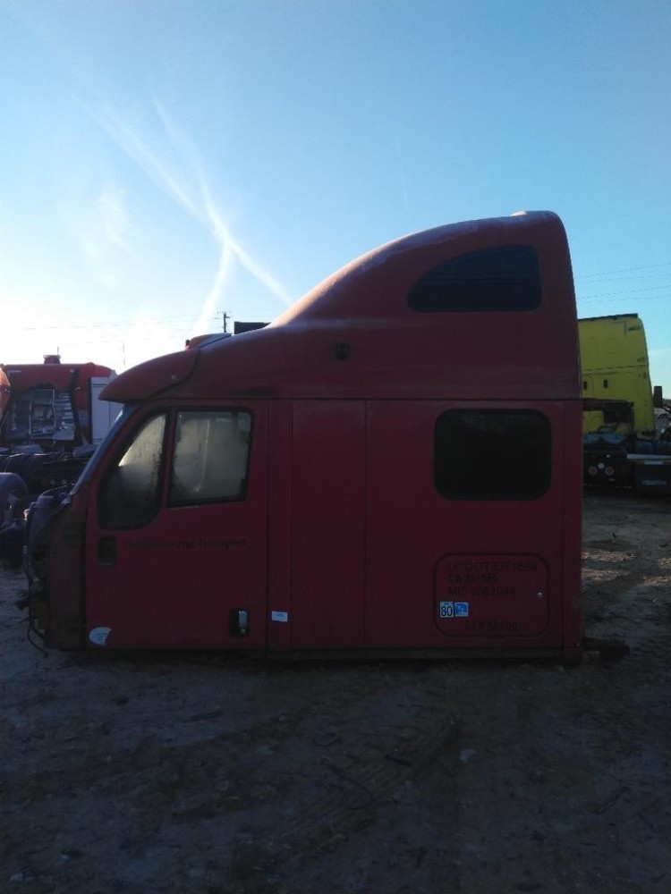 Replaces 2013 PETERBILT 587 CAB , GA