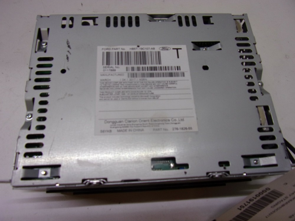 FORD EXPLORER 2017 A/V Equipment receiver, (AM-FM-CD)