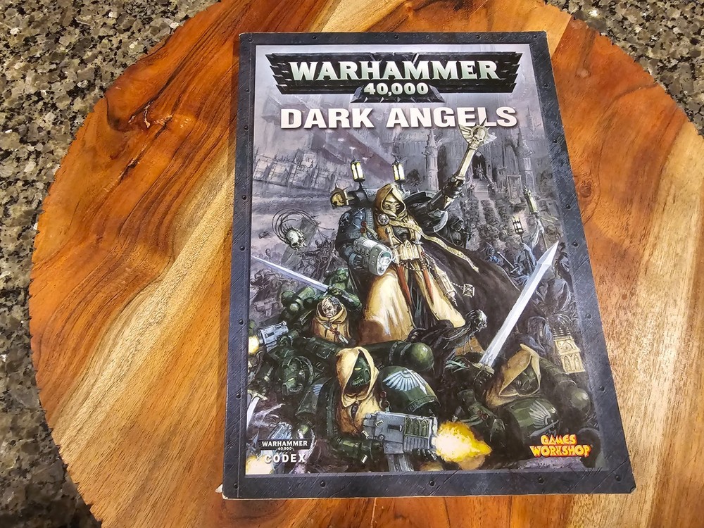 Warhammer 40k (Dark Angels)Soft Cover)