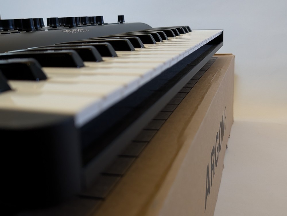 Modal Electronics Argon8 Polyphonic Wavetable Synth - MINT WITH BOX - DECKSAVER!