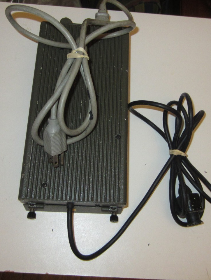 UNKNOWN BATTERY CHARGER POSSIBLE AIRCRAFT RELATED TURNS ON WORKING