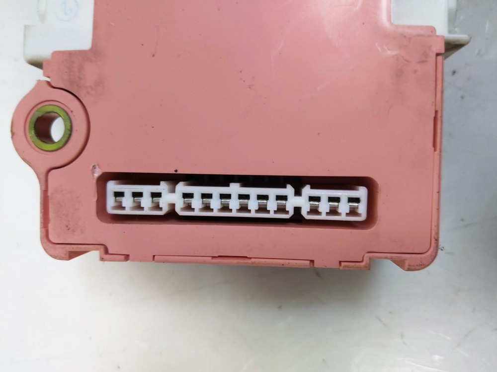 2003 Lexus Is300 Multi Plex Network Computer Module Unit 89221-53110