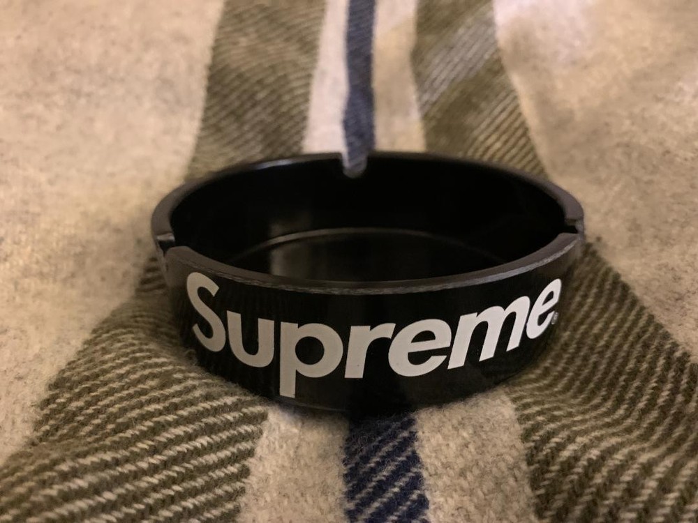 SUPREME Ashtray/Black