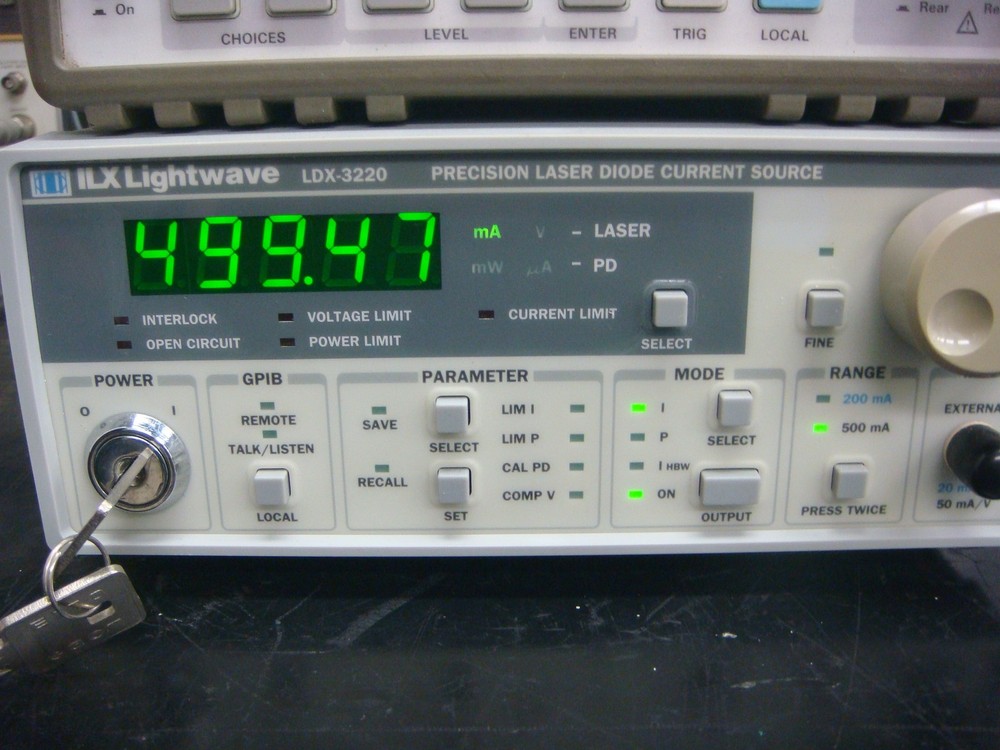 ILX LDX-3220 10V 500mA Precision Laser Diode Driver