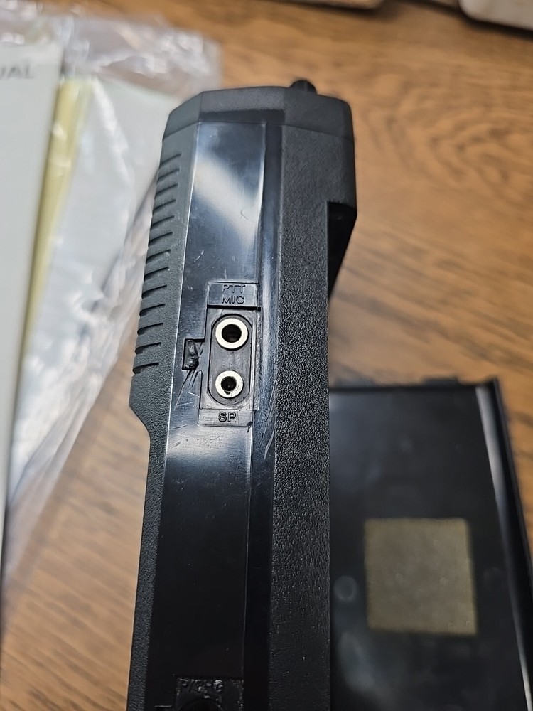 Lorad XT100 VHF Marine Transceiver 8 Channel Weather Scan