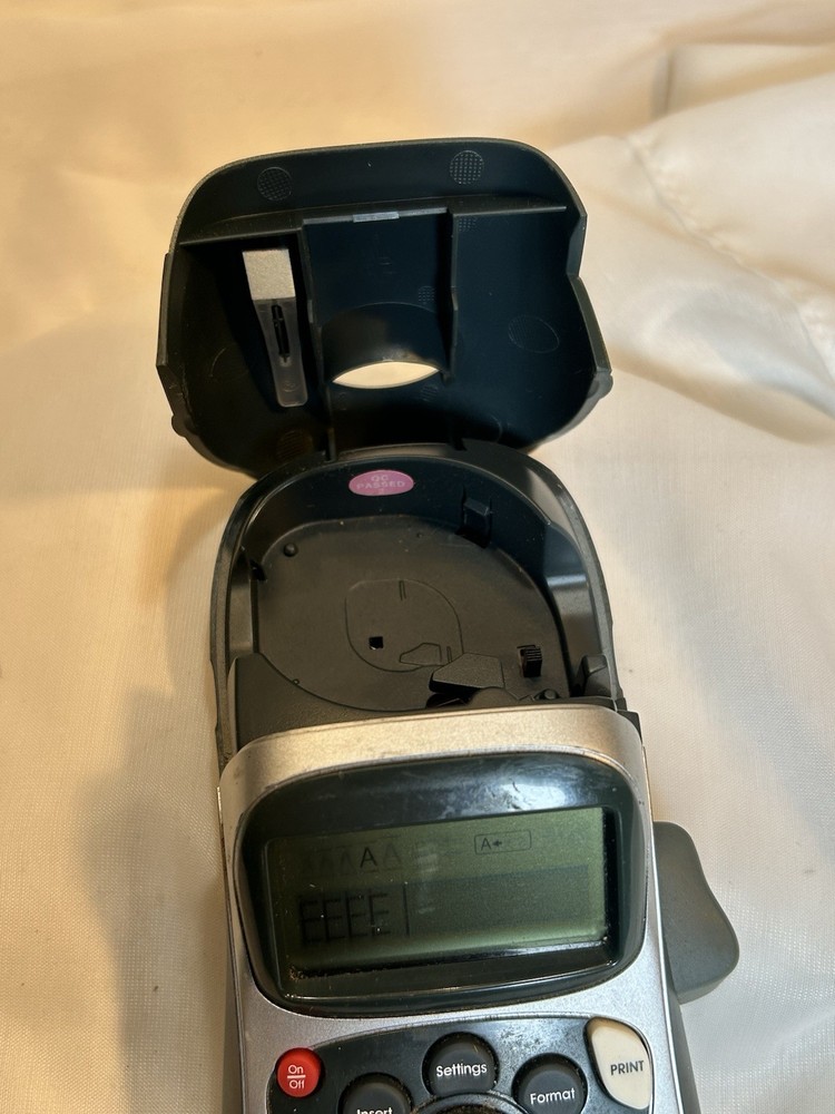 Dymo Letratag 100h Label Maker Portable Handheld