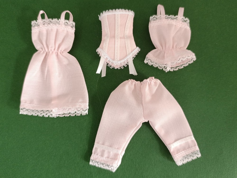 1:12 Scale Dolls Clothes