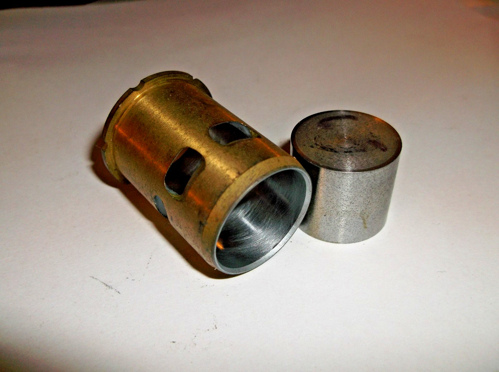 NEW K&B 6.5 CC Model Airplane Engine (PISTON & CYLINDER)