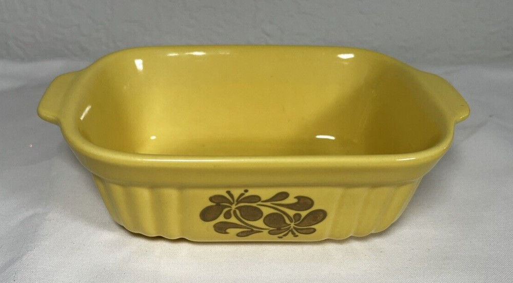 Vintage 1983 Pfaltzgraff FTDA 10 Oz Ceramic Baking & Serving Dish
