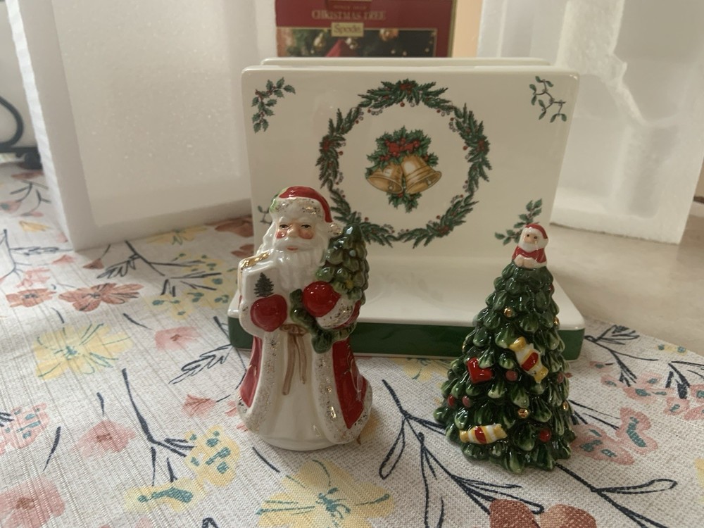 Spode Christmas Tree Ceramic Salt & Pepper Shakers Set with Napkin Holder