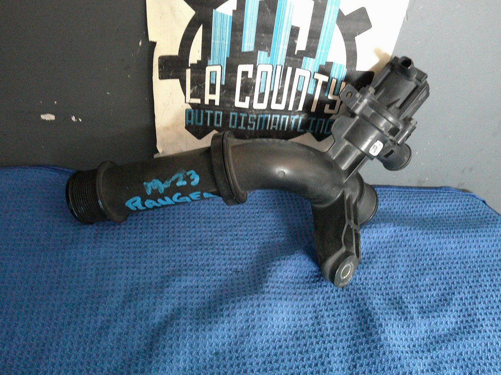 2019-2023  FOR  RANGER   UPPER  DUCT    KB3Z6C646E       *A11