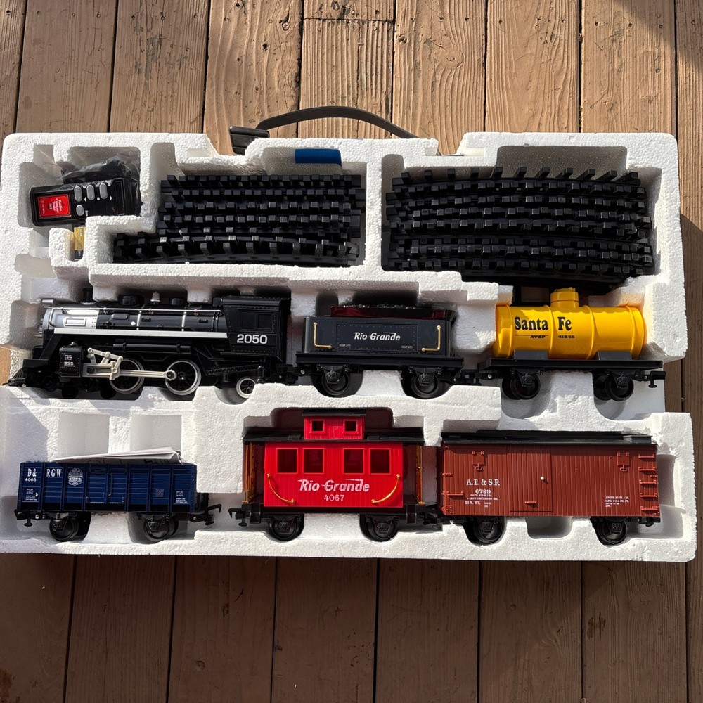 Eztec Silverado Express Wireless Remote Control Train Set Complete Tested