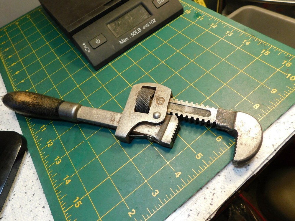 Vtg. Unmarked 10" Adjustable Tool, Wood Handle Pipe Wrench