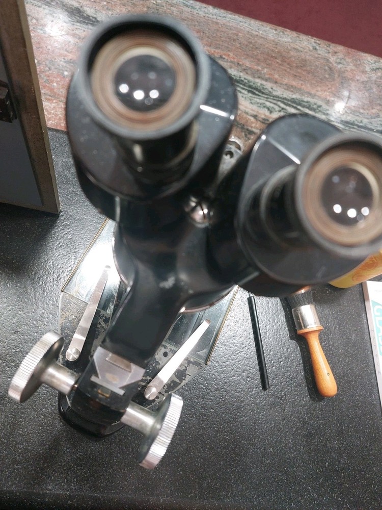 Spencer AO Microscope Binocular Two Eye Pieces Case And Key Works