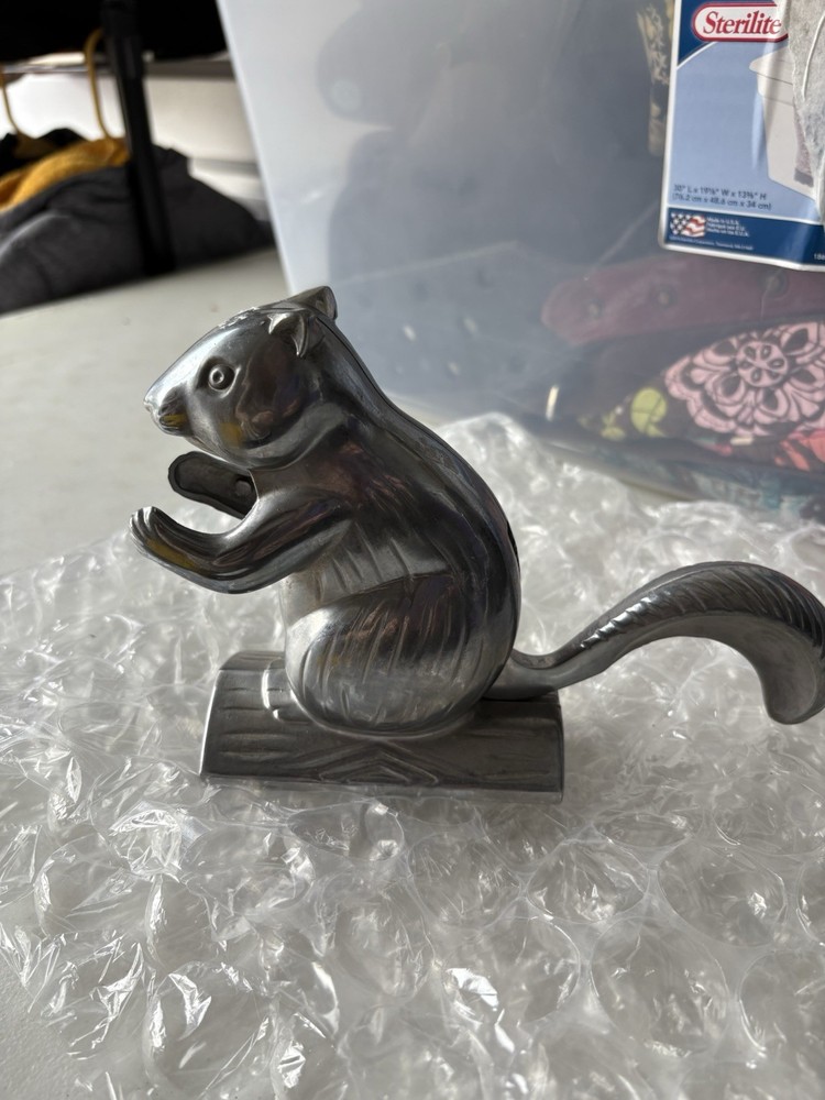 Squirrel Nut Cracker Metal