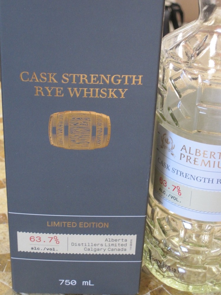 ALBERTA PREMIUM CASK STRENGTH 63.7% ABV Canadian Rye Whiskey Empty Bottle & Box
