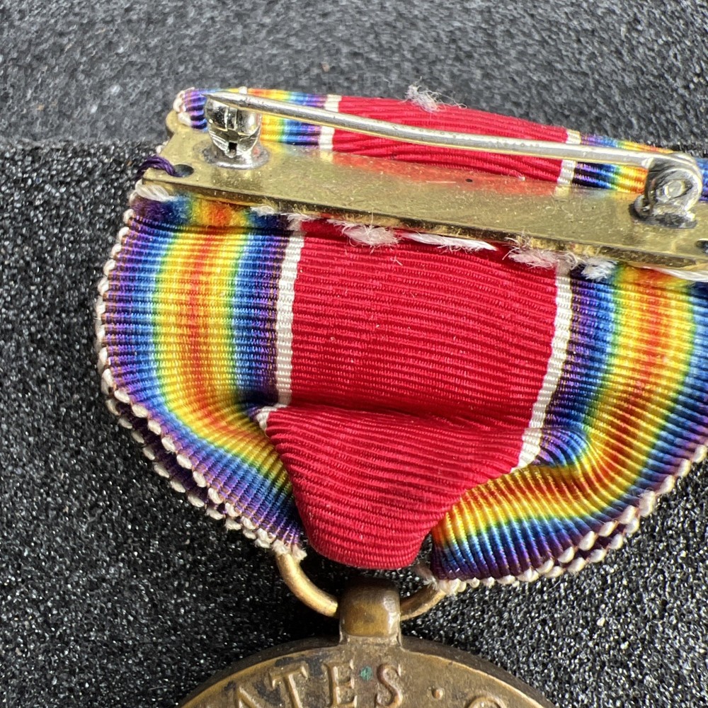 WW1-II Medals. ALL SIX.