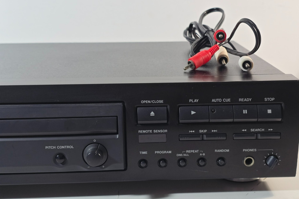 TASCAM CD-150 Rack Mountable CD Player With Remote (Fully Tested/Working)