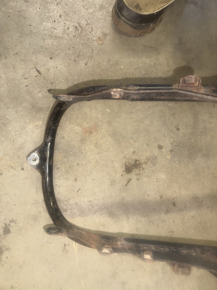 82-85 suzuki dr-250 Frame