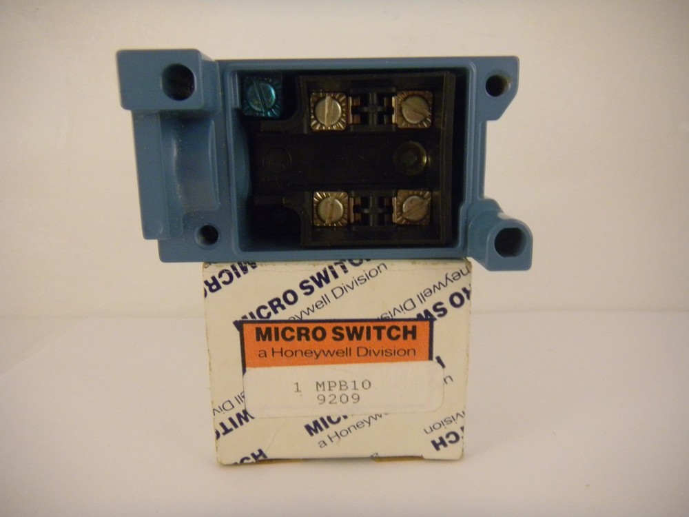 MICRO SWITCH BASE MPB10 *NEW SURPLUS IN BOX*