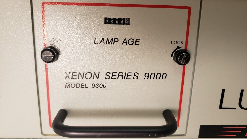 Luxtex 9300 Series 9000 Model Light Source with Power Cord