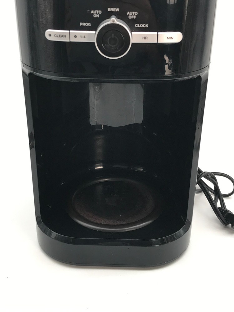 Cuisinart DCC-1120 Classic 12 Cup Programmable Coffeemaker Works Great