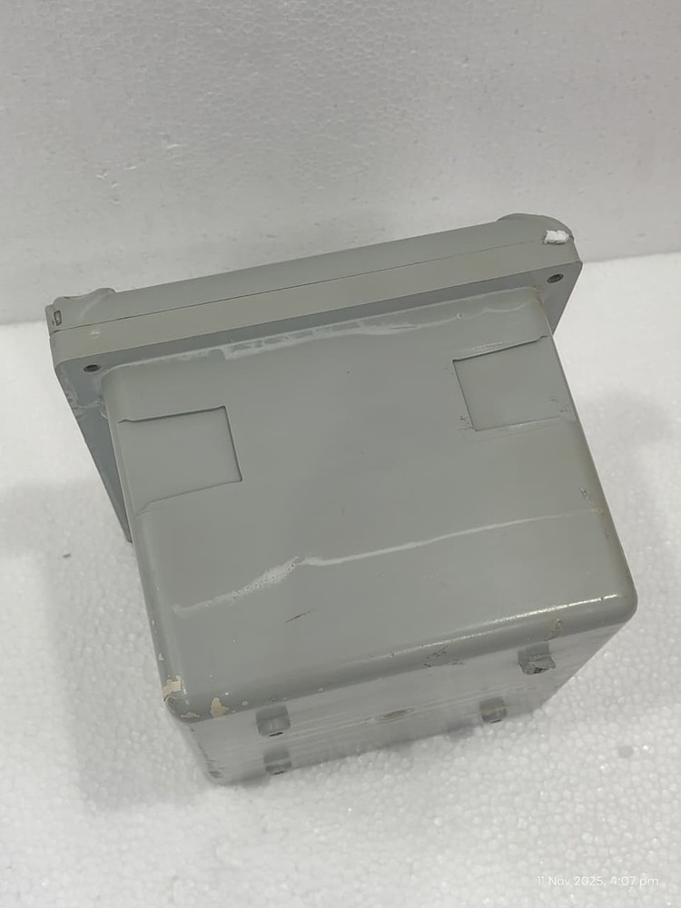 Emerson Rosemount 1056-03-22-38-HT PH ANALYZER HART