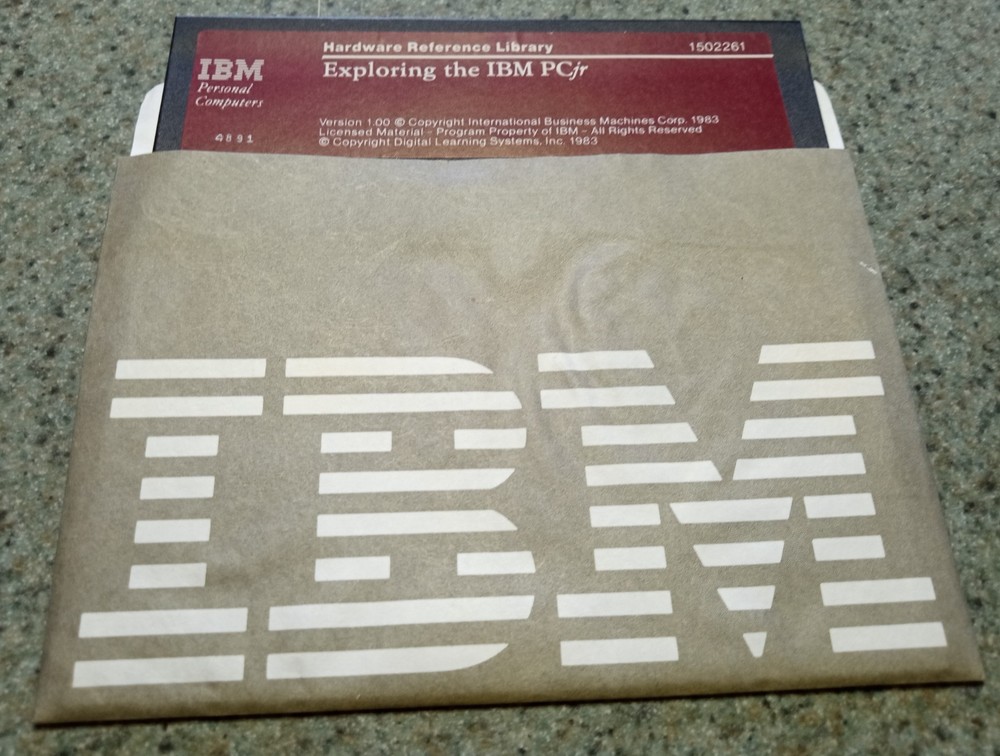 IBM PCjr Hardware Reference Library Guide to Operations 1983 First Edition. LOOK