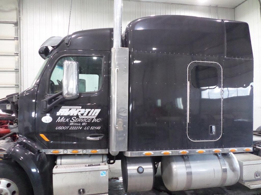 Replaces NA 2014 PETERBILT 579 CAB ,  MN