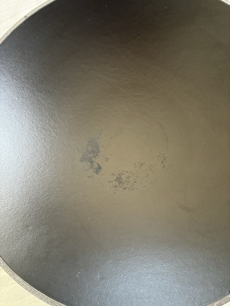 Le Cruiset #36 Cast Iron Wok