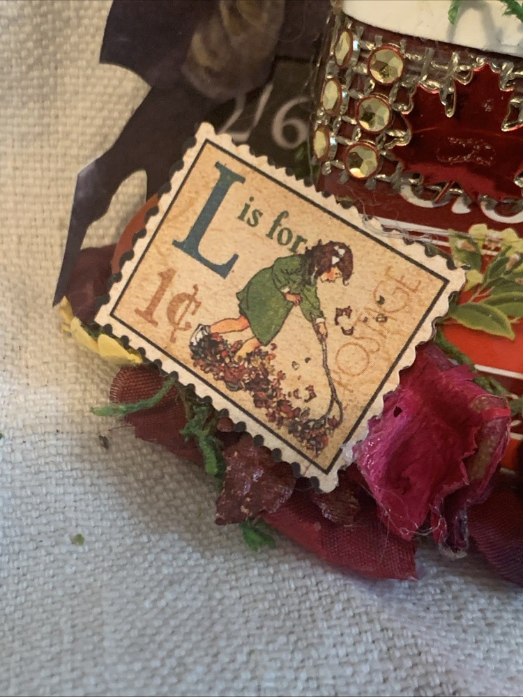 Primitive Fall Thanksgiving Display On Vintage Spice Tin 4x6”