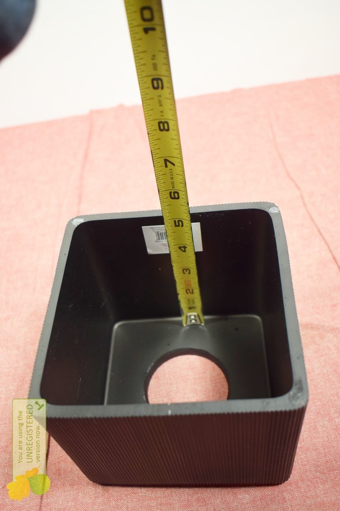 Moda at Home Fitzroy Resin Tissue Box Black