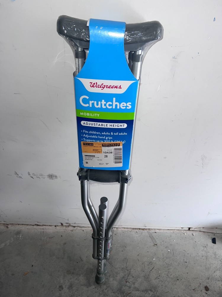 Walgreens Universal Adjustable Height Lightweight Aluminum Pair Crutches