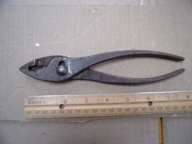 vintage fairmount pliers B on handle