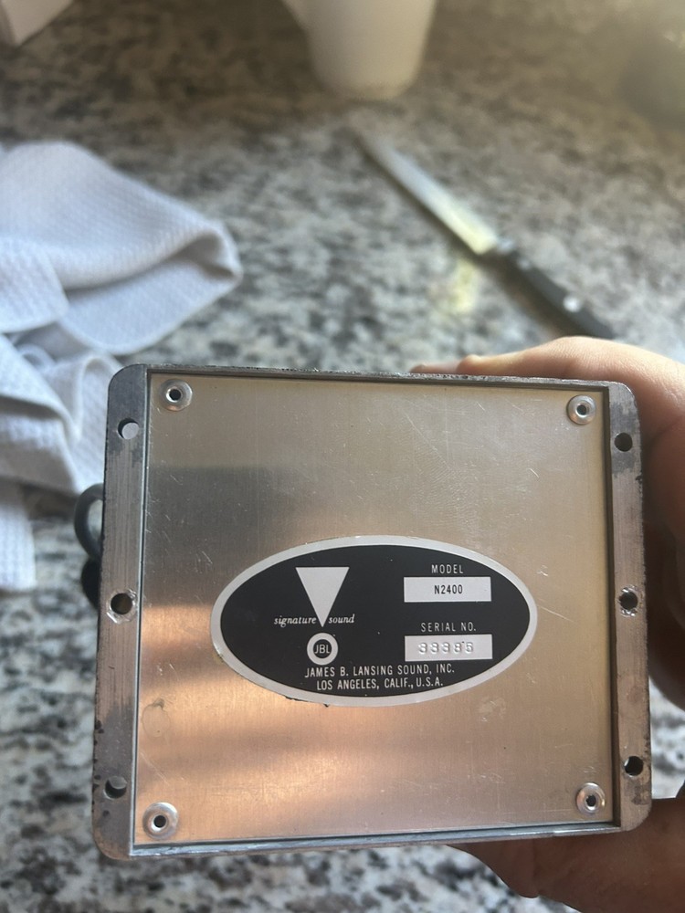 (1) Vintage JBL N2400 Crossover network