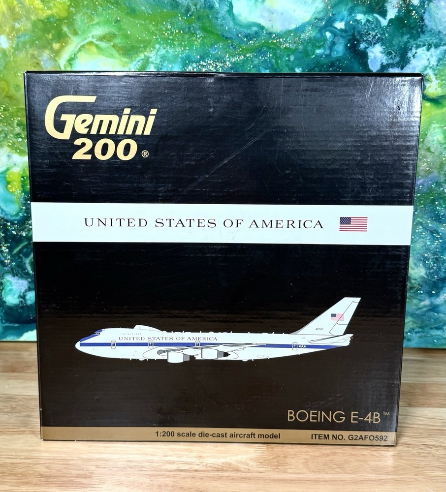NEW Never Displayed! Gemini 1/200 G2AFO1098 Boeing 747 E4B Doomsday Plane!