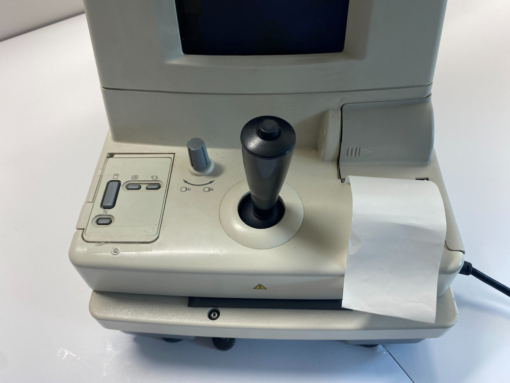 Topcon KR-8000 Autorefractor/keratometer