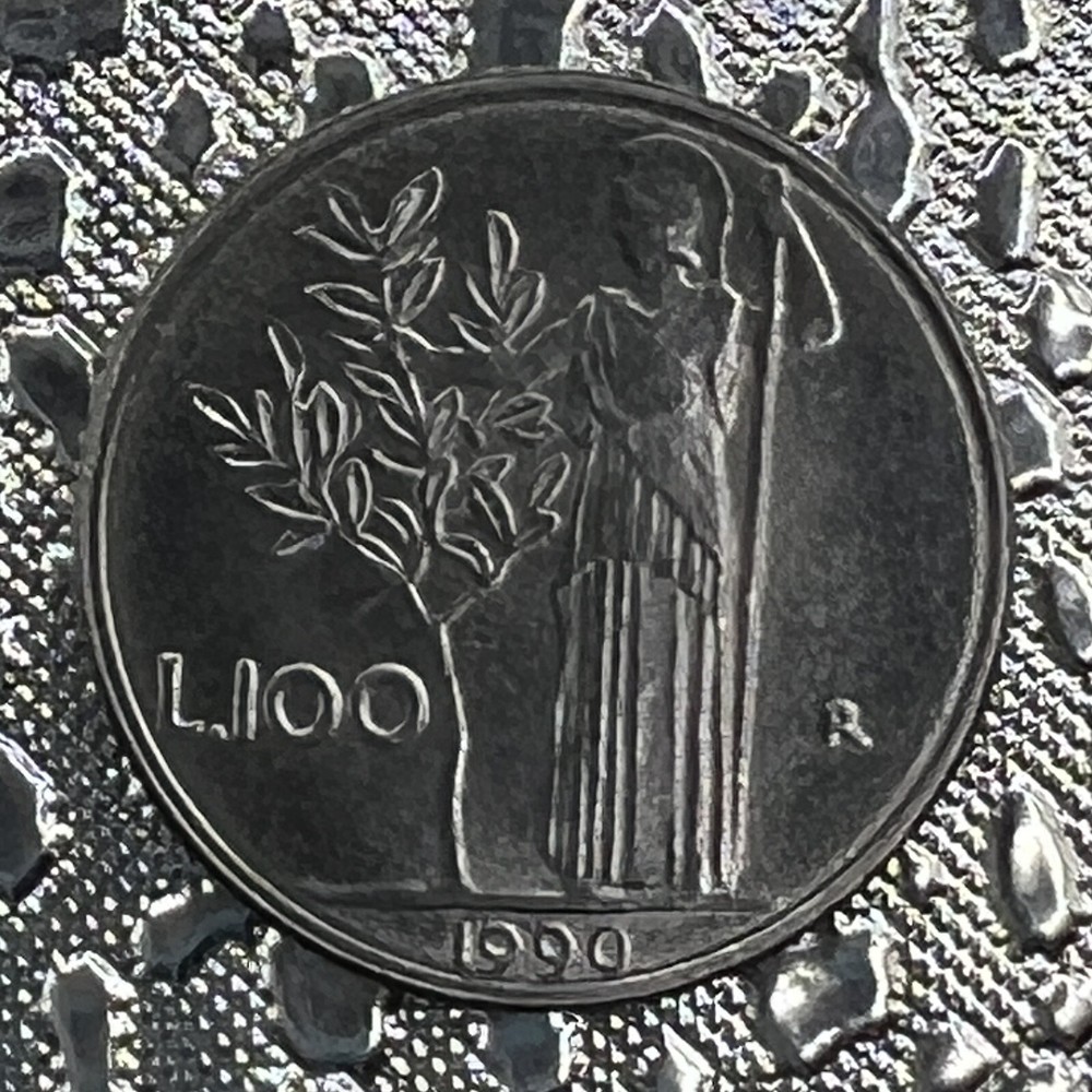 1990 ITALY 100 LIRE COIN