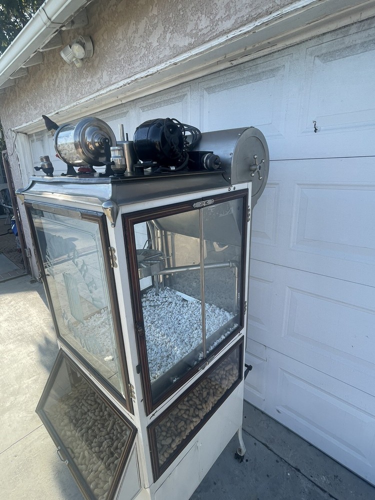Cretors "Earn-more" model popcorn machine/ peanut roaster - fully restored