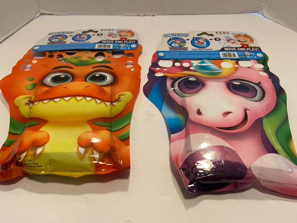 2 Glove-A-Bubbles NEW ~ Wave & Play, Bubble Solution Included & Bubble Pouch