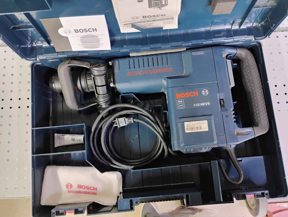 Bosch SDS Max Demolition Hammer - 11316EVS
