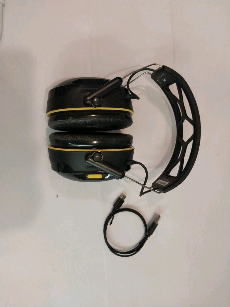 3M WorkTunes Electronic Hearing Protectors: Connect with Bluetooth Technology (B
