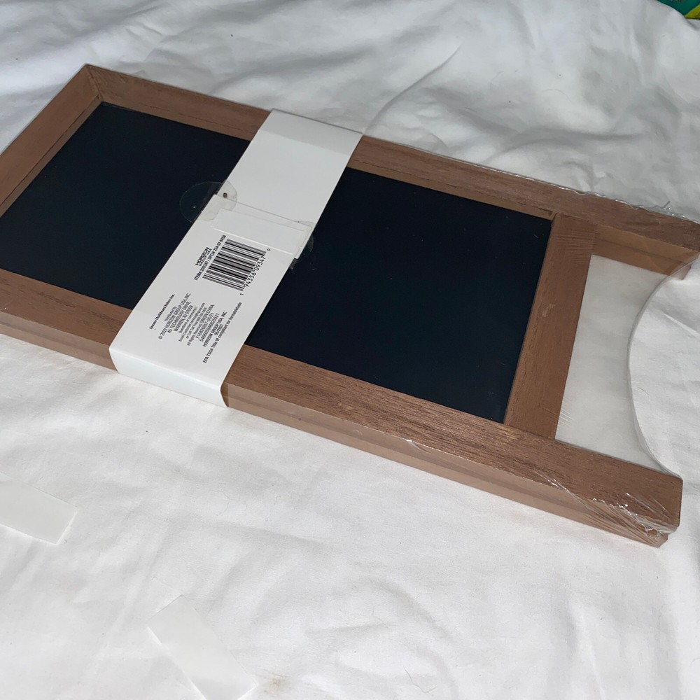 CHALKBOARD SCOREBOARD EASEL