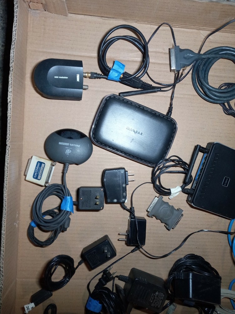 ROUTER MODEM CABLES NETGEAR D LINK POWER SUPPLY