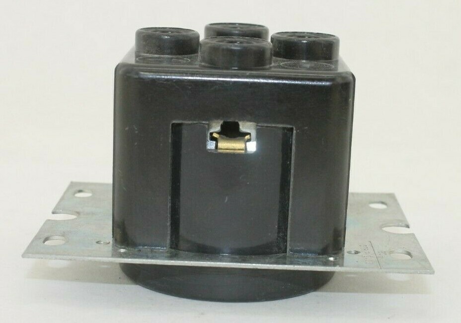 Pass & Seymour NEMA 14-30 Flush Receptacle